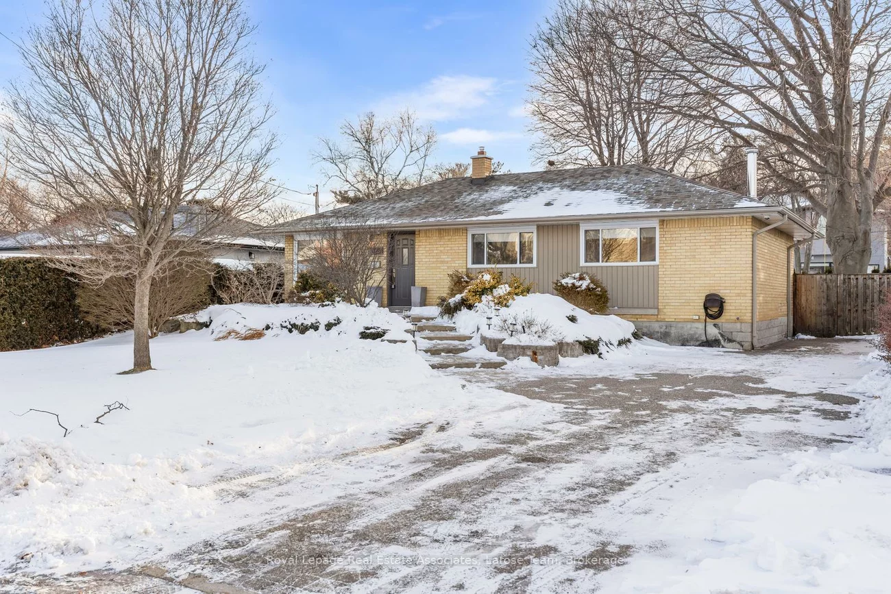 2176, Florian, Cooksville, Mississauga