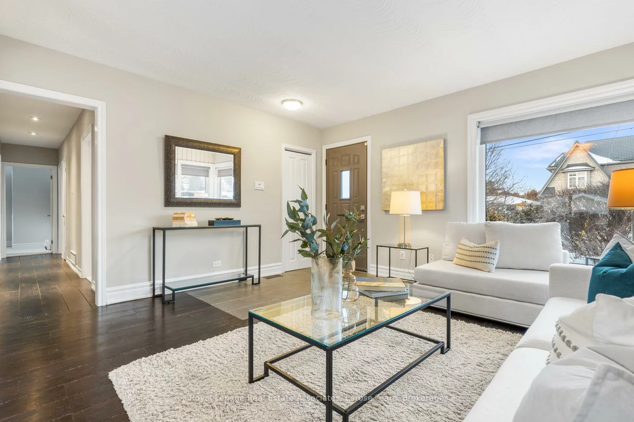 2176, Florian, Cooksville, Mississauga