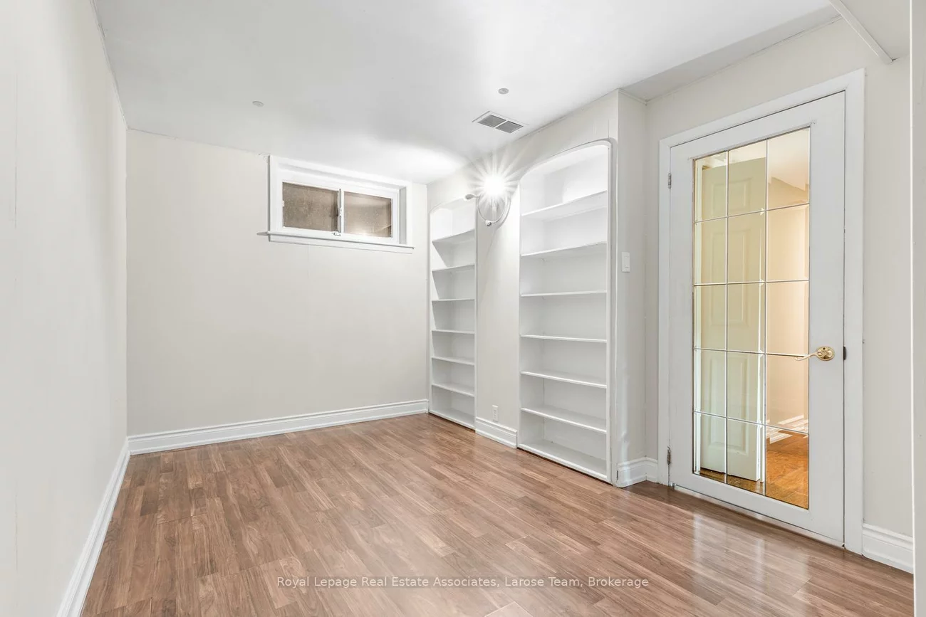 2176, Florian, Cooksville, Mississauga