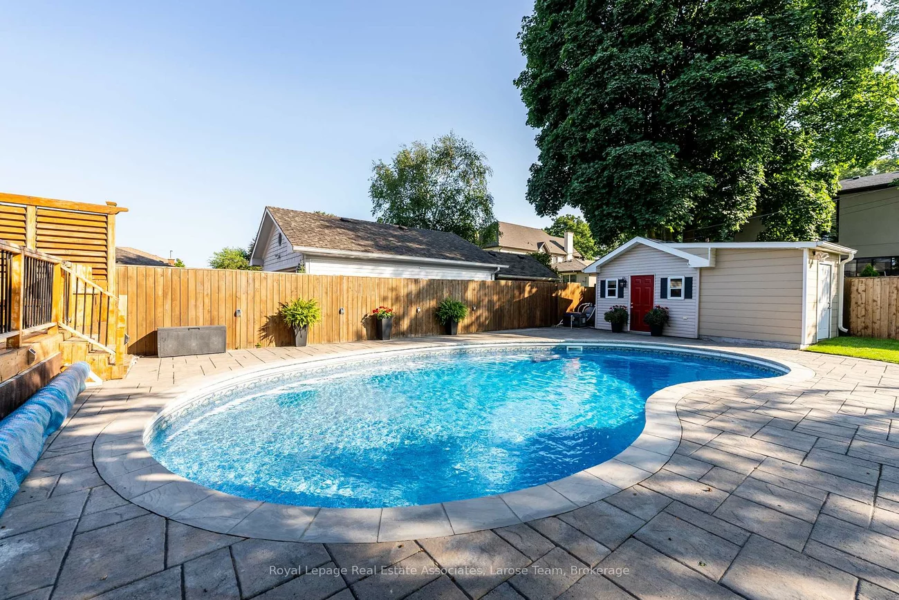 2176, Florian, Cooksville, Mississauga