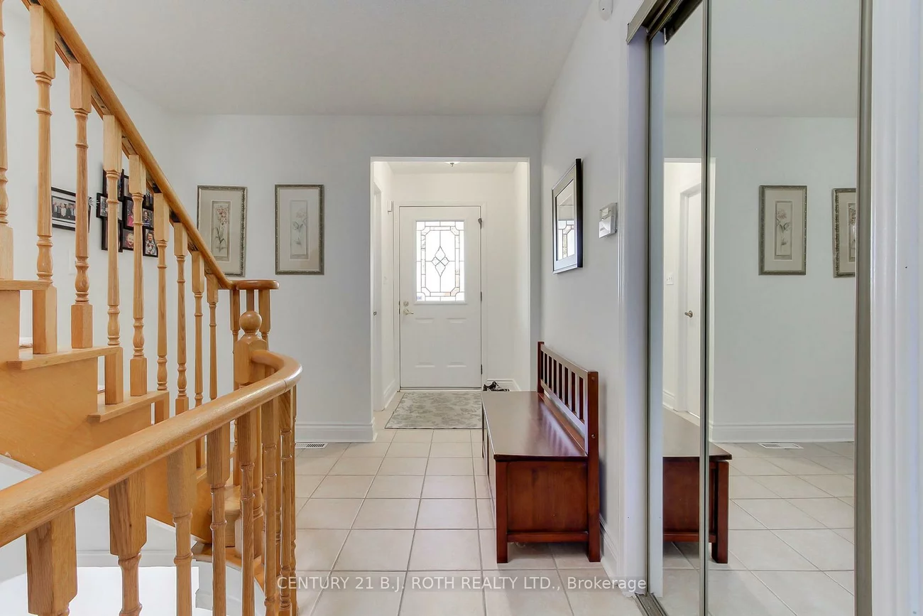 323, Hillside, Streetsville, Mississauga