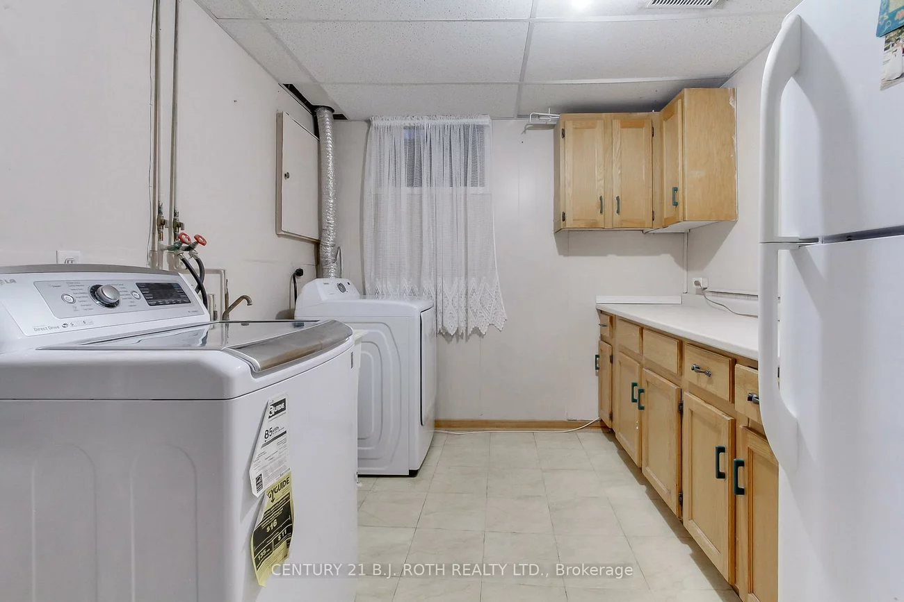 323, Hillside, Streetsville, Mississauga