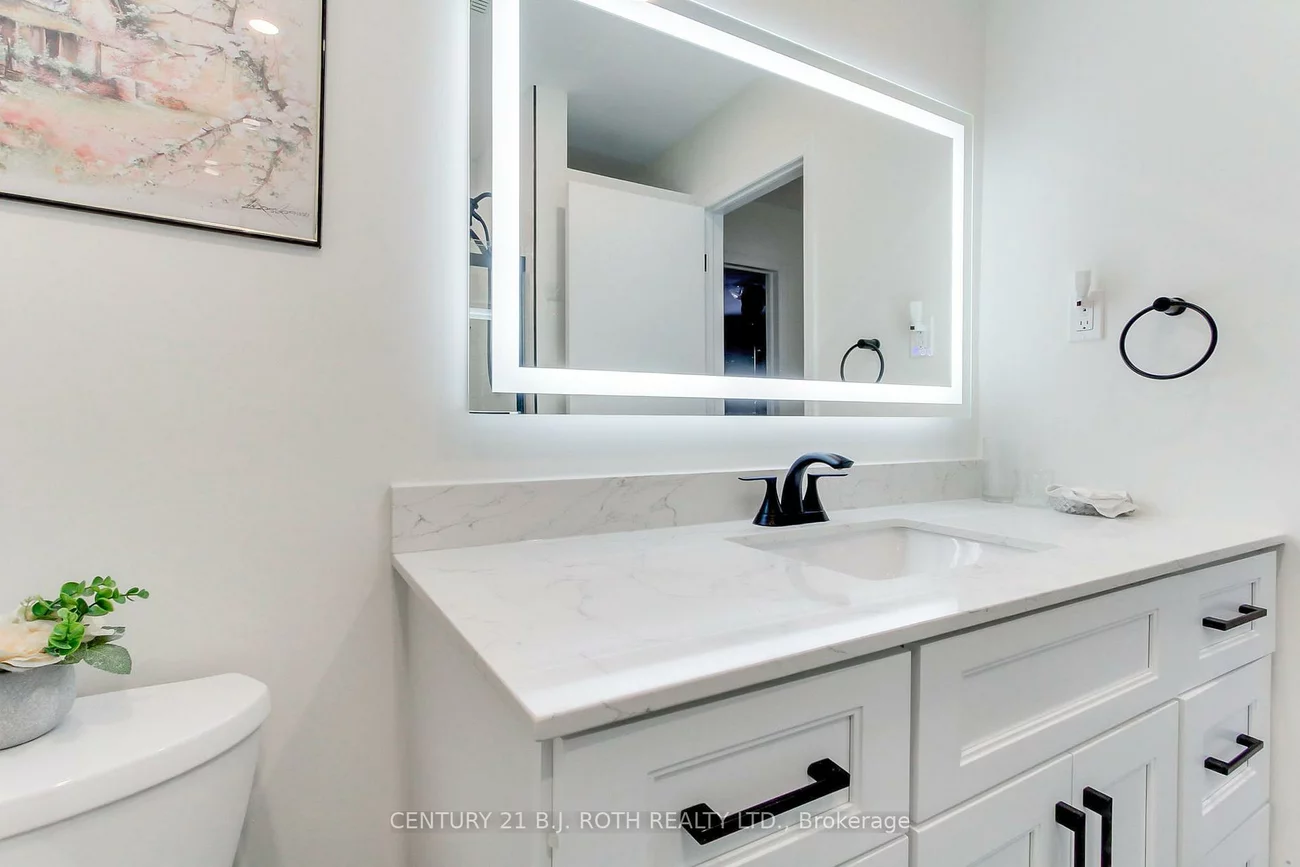 323, Hillside, Streetsville, Mississauga