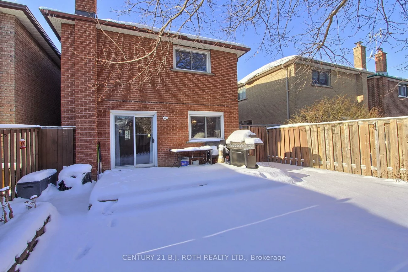 323, Hillside, Streetsville, Mississauga