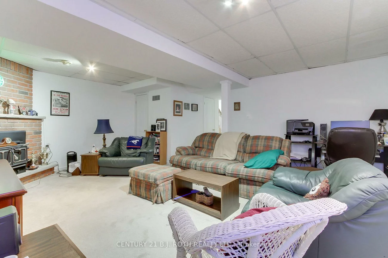 323, Hillside, Streetsville, Mississauga