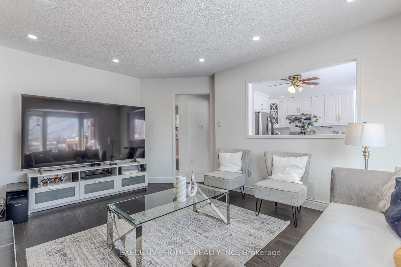 1192, Dream Crest, East Credit, Mississauga