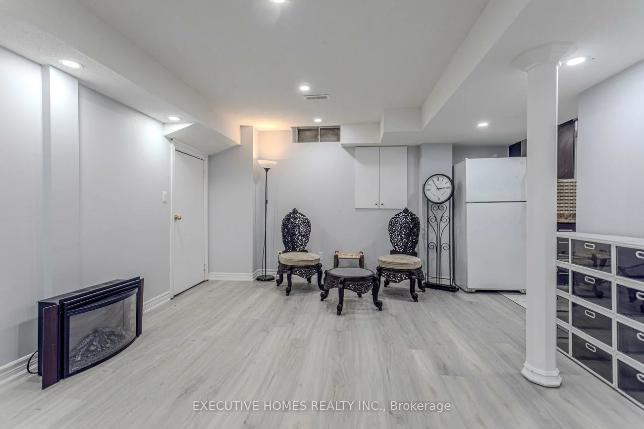 1192, Dream Crest, East Credit, Mississauga