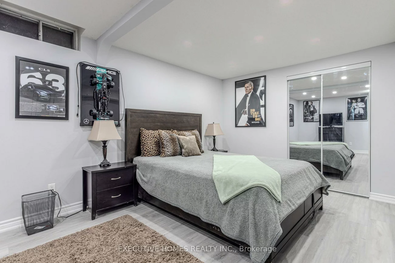 1192, Dream Crest, East Credit, Mississauga