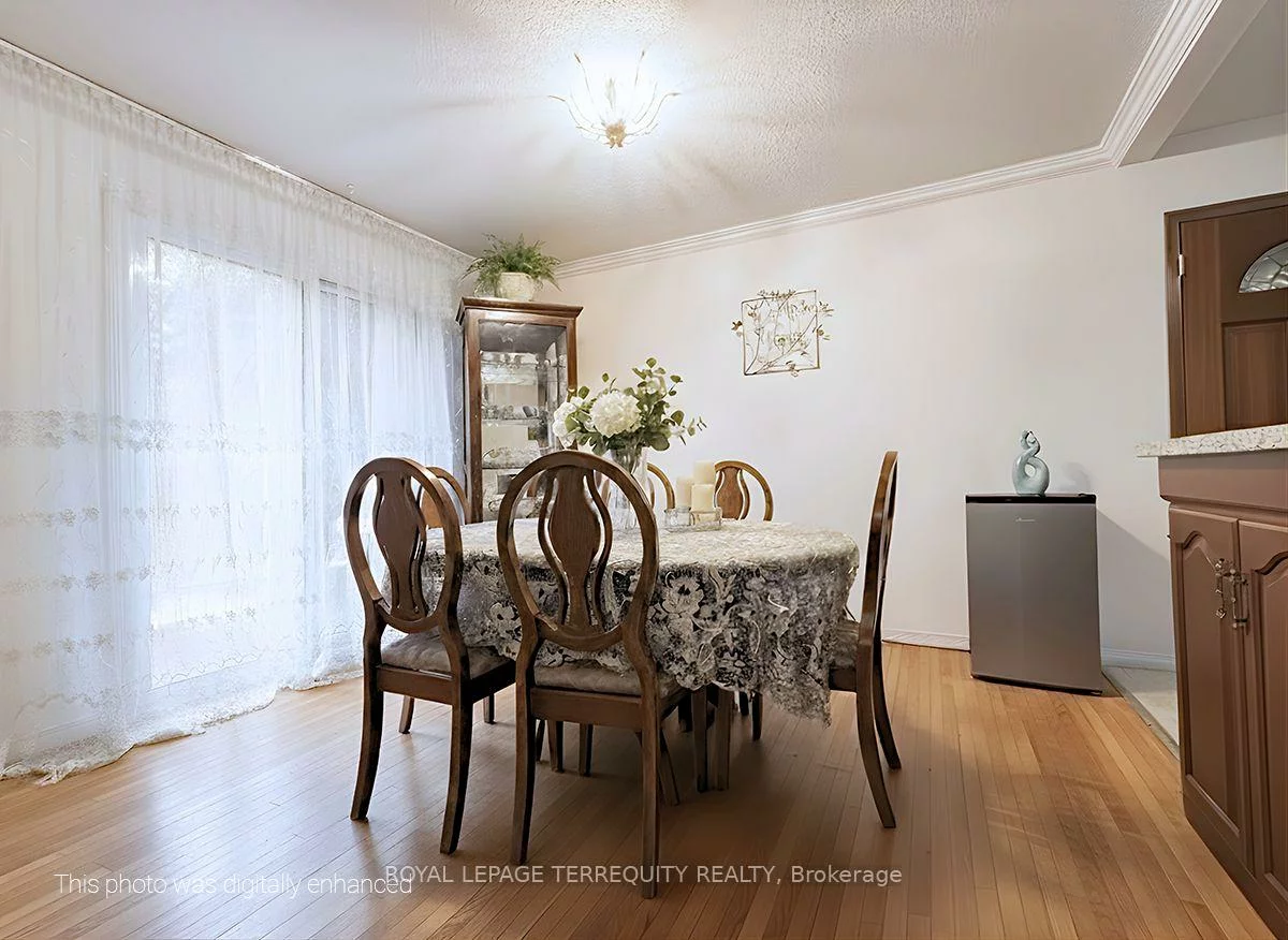 1704, Oberon, Applewood, Mississauga