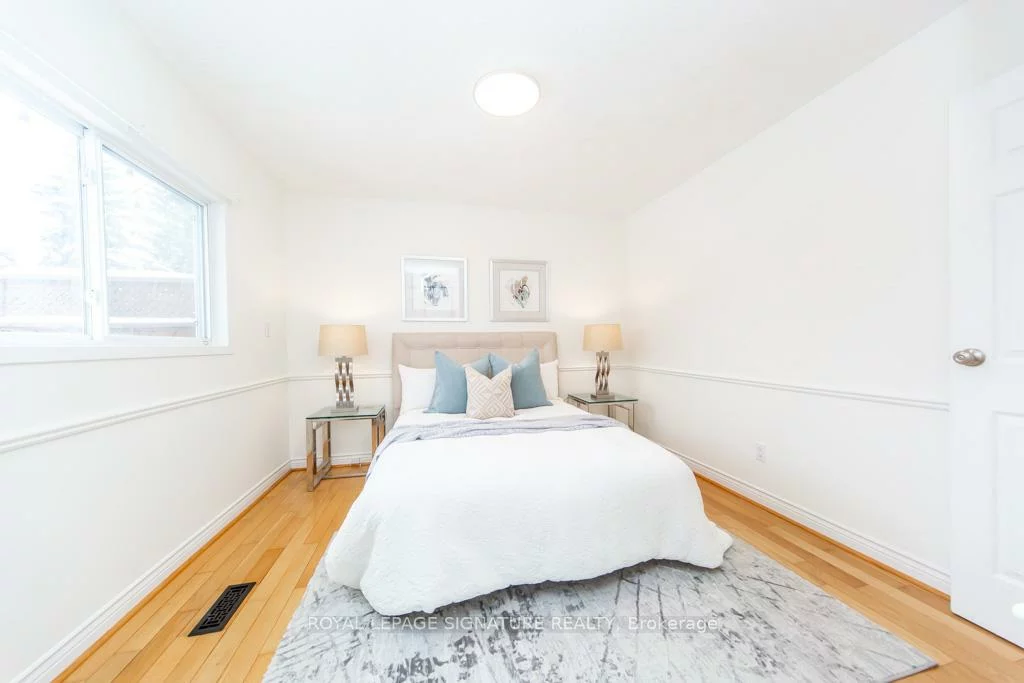 6172, Kindree, Meadowvale, Mississauga