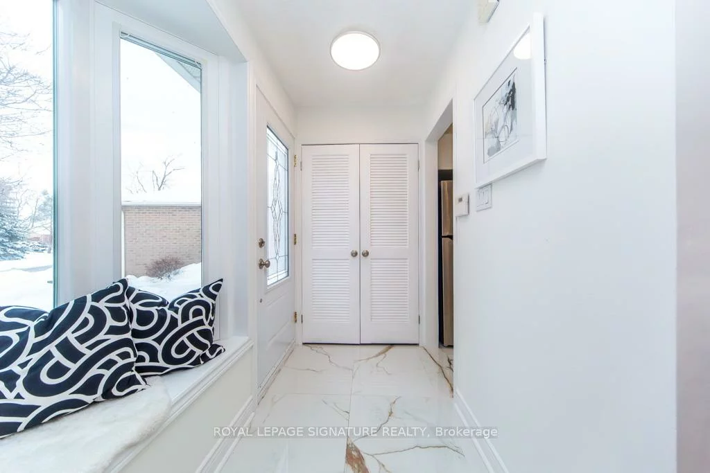 6172, Kindree, Meadowvale, Mississauga