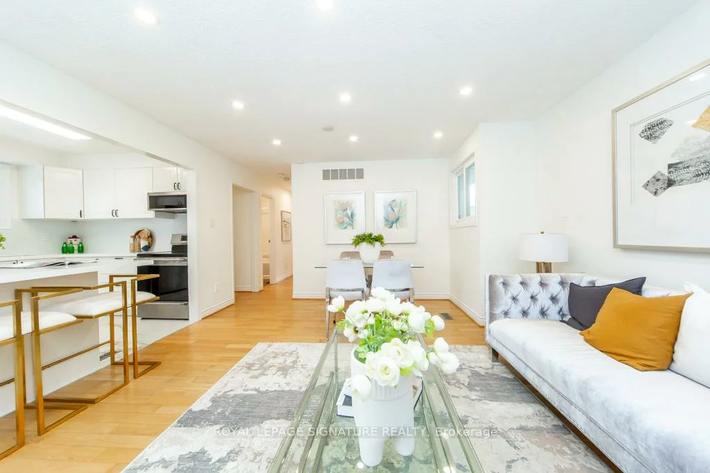 6172, Kindree, Meadowvale, Mississauga