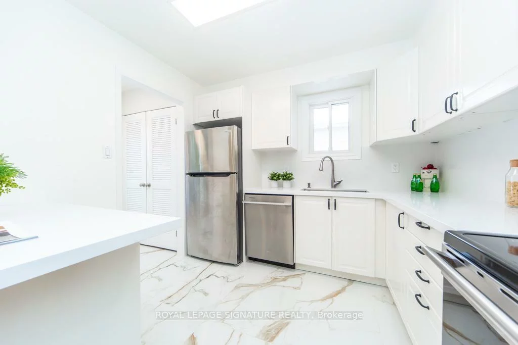 6172, Kindree, Meadowvale, Mississauga