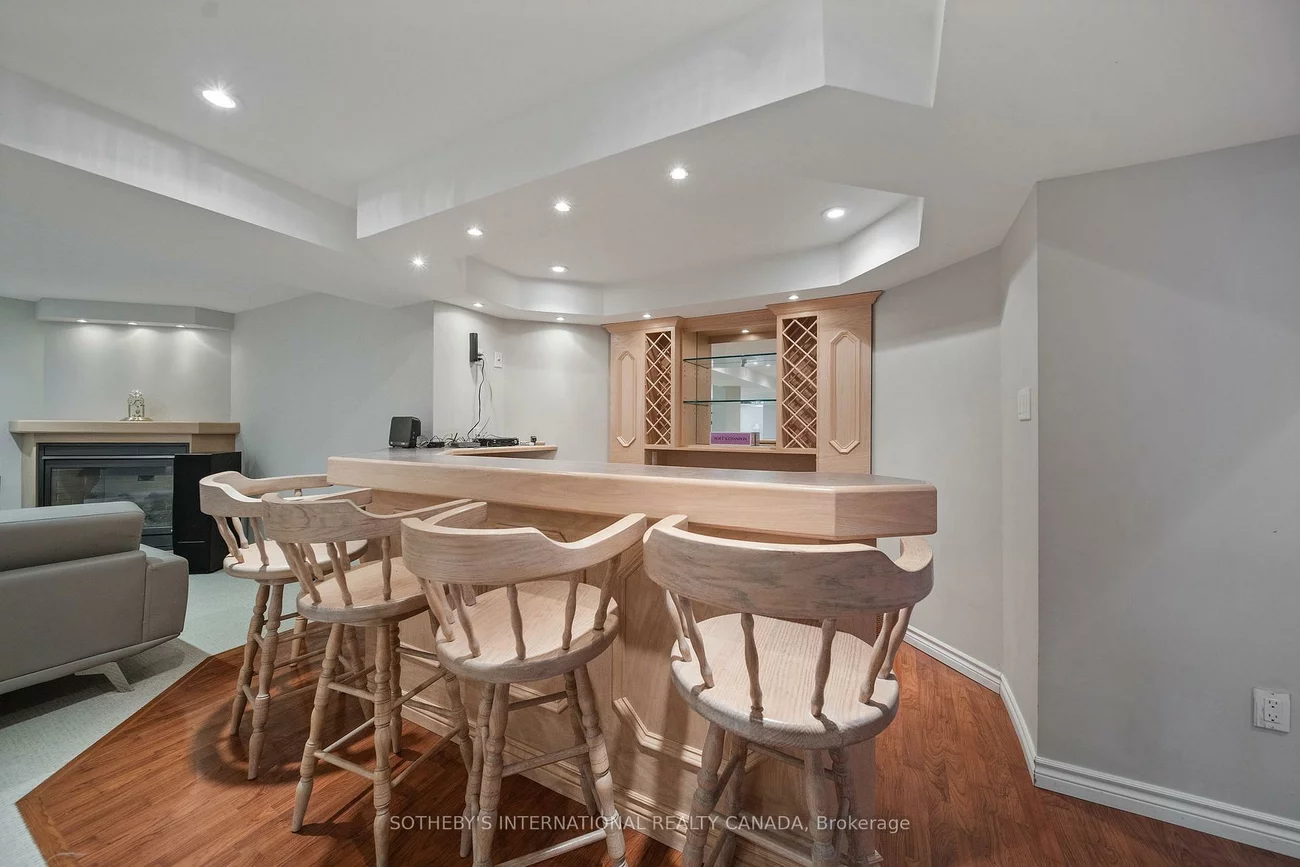 1939, Calgary, Lorne Park, Mississauga