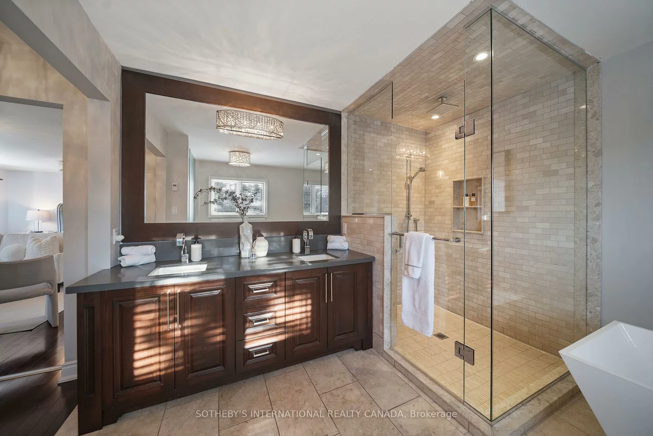 1939, Calgary, Lorne Park, Mississauga