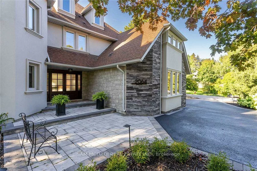 2064, Almira, Sheridan, Mississauga