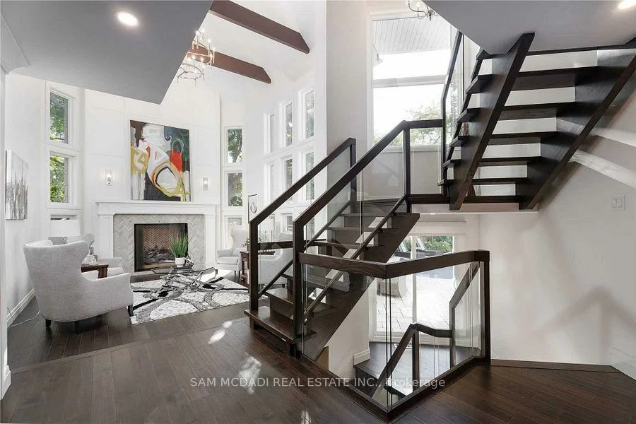 2064, Almira, Sheridan, Mississauga