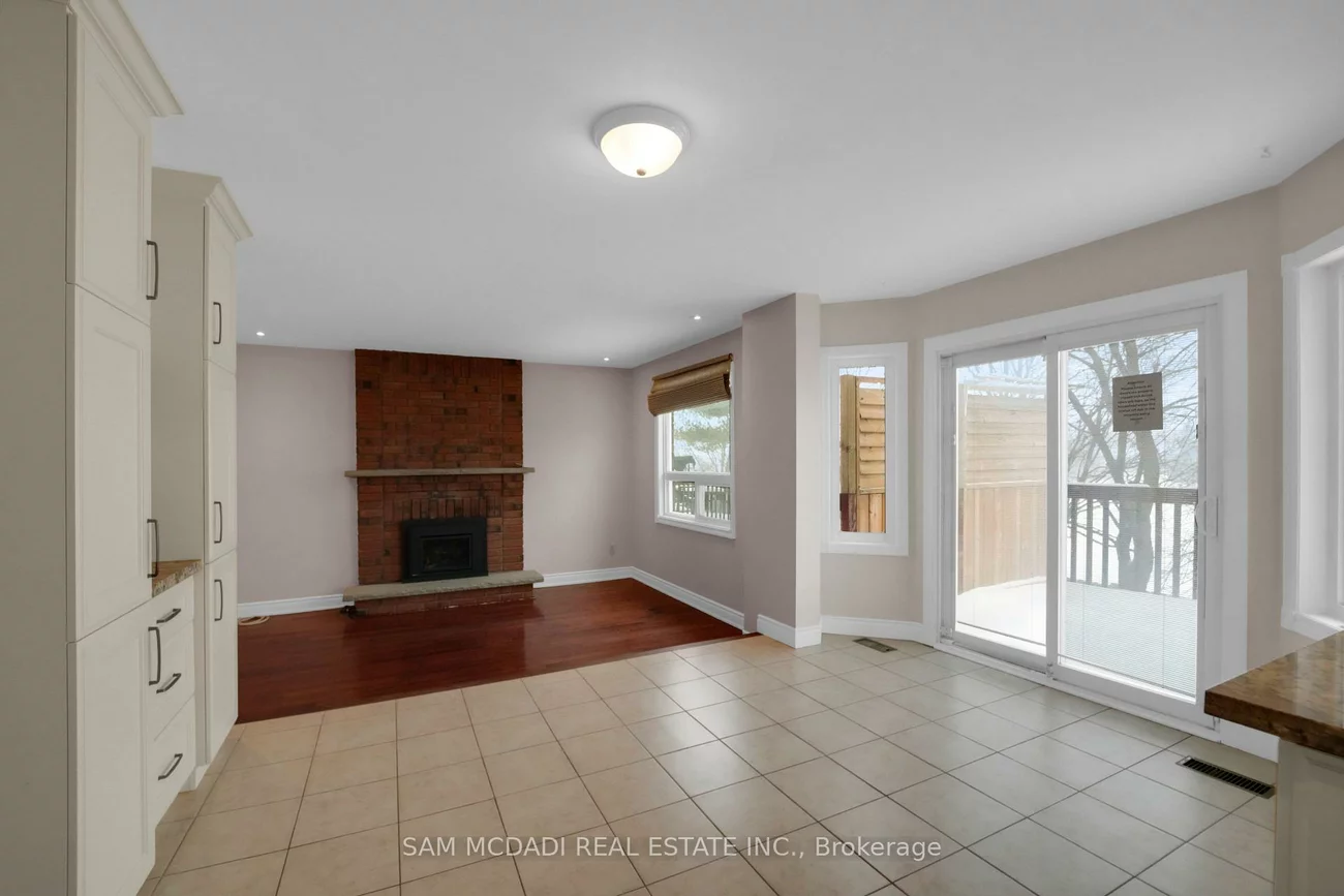 5275, Thornwood, Hurontario, Mississauga