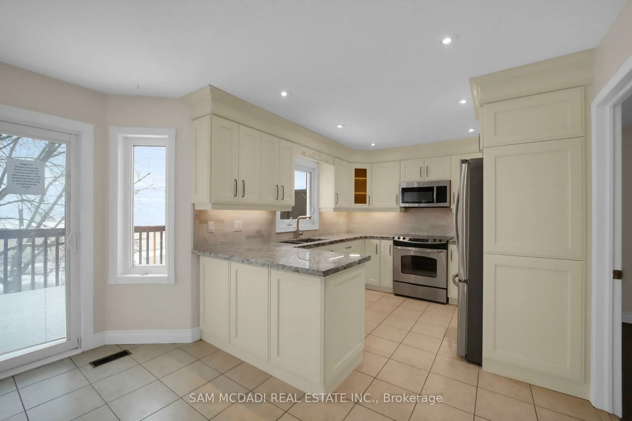 5275, Thornwood, Hurontario, Mississauga