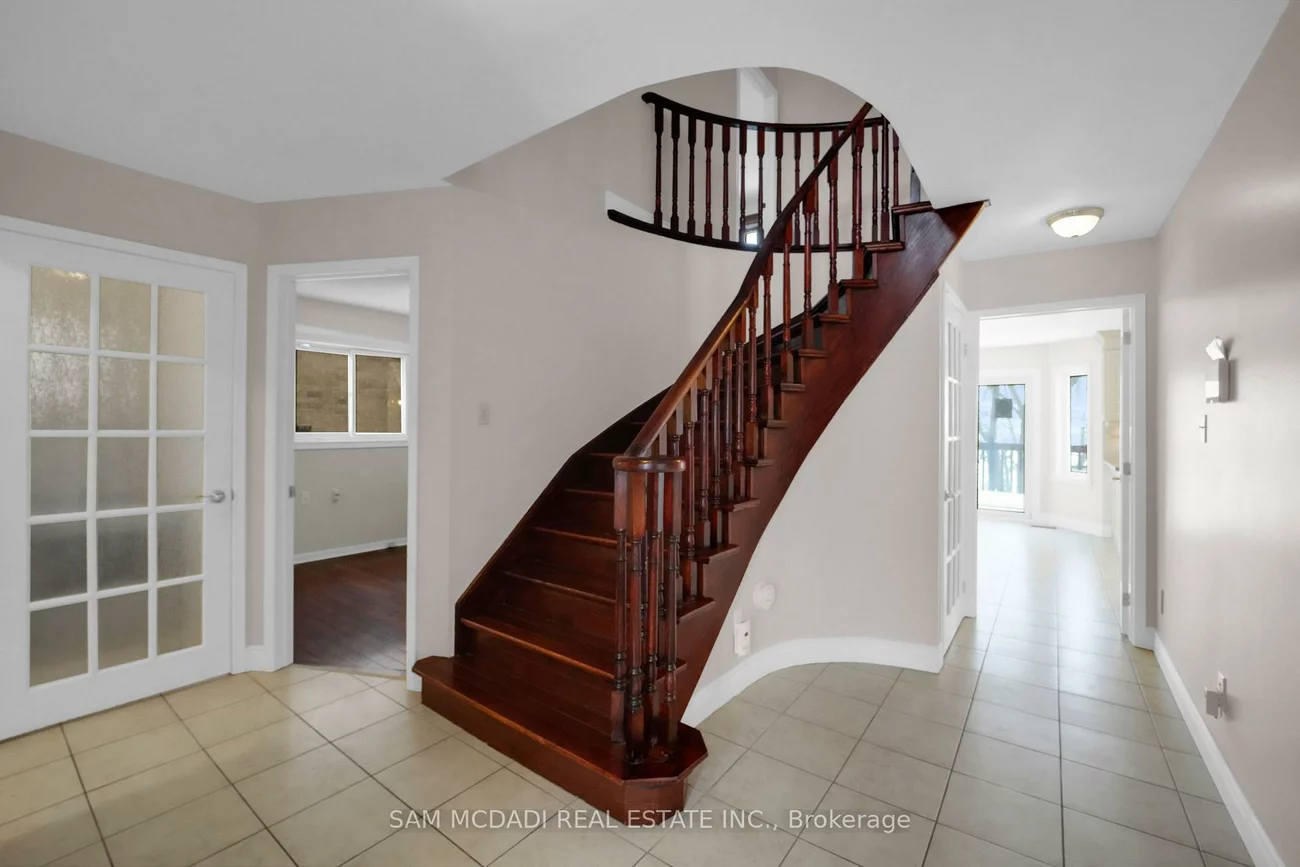 5275, Thornwood, Hurontario, Mississauga