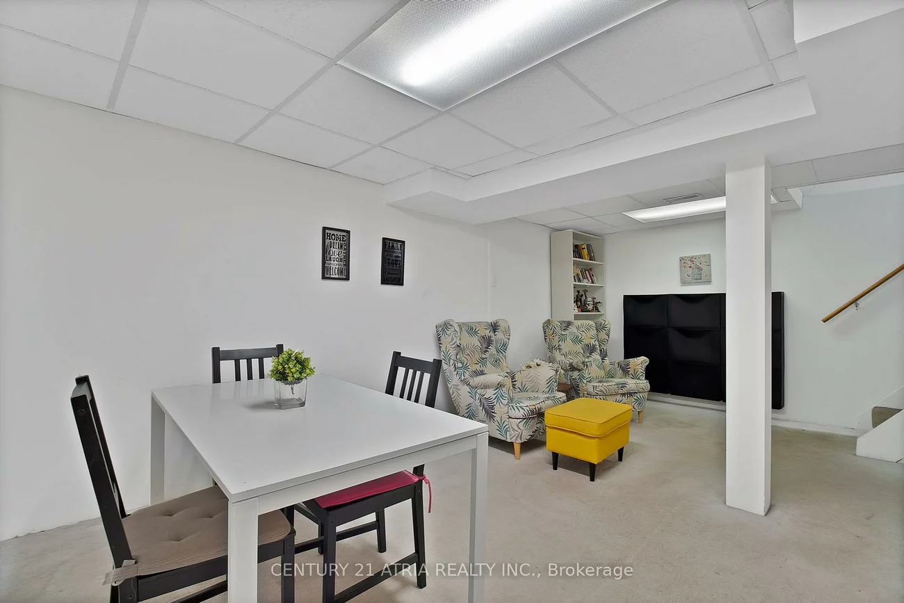 2616, Widemarr, Clarkson, Mississauga