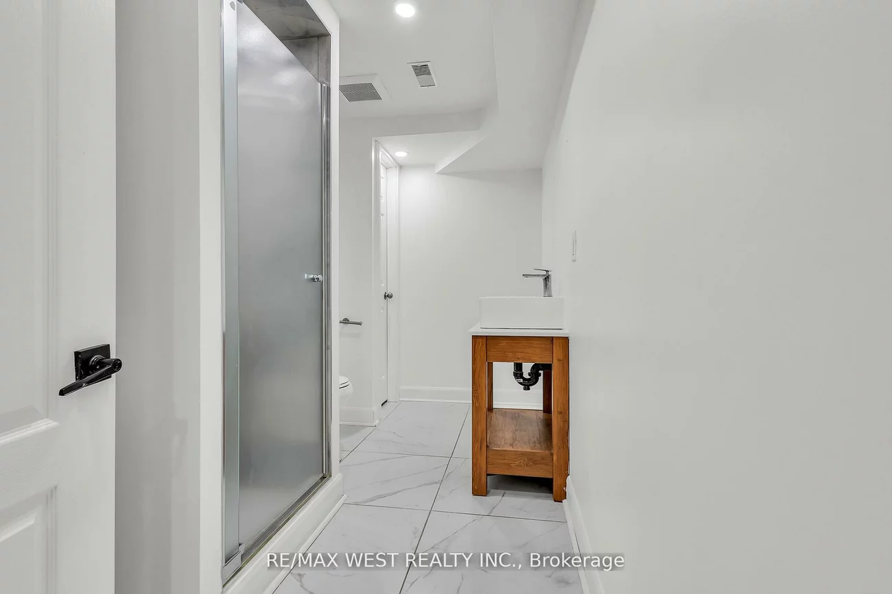 3865, Allcroft, Lisgar, Mississauga