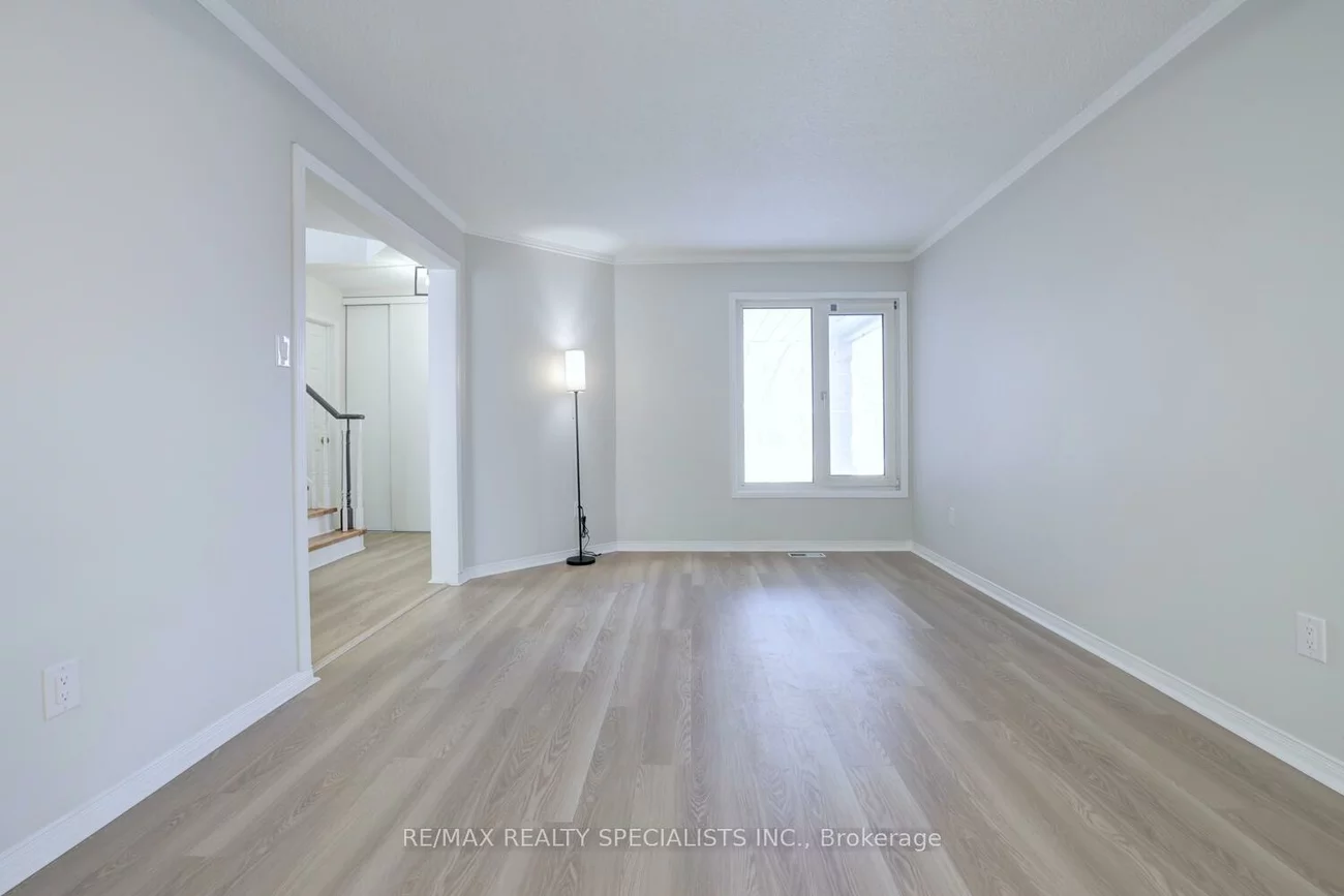 3394, Chartrand, Erin Mills, Mississauga