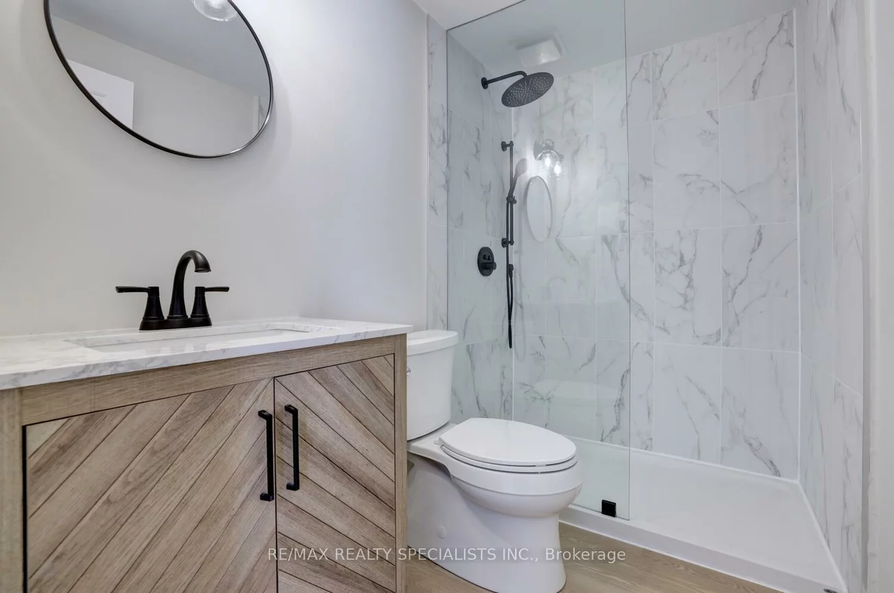 3394, Chartrand, Erin Mills, Mississauga