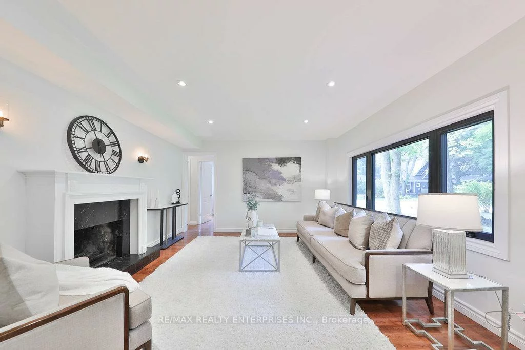 1389, Milton, Mineola, Mississauga