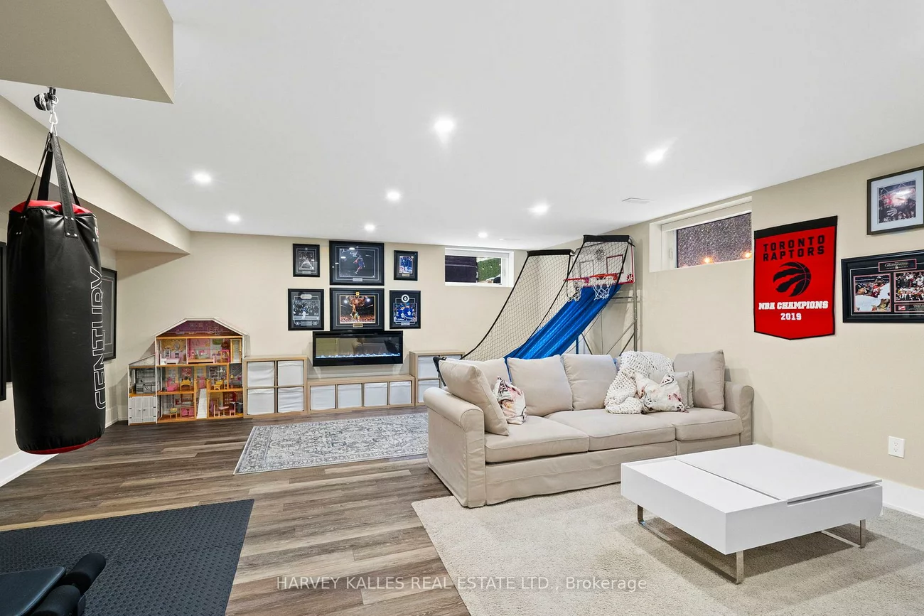 957, Eighth, Lakeview, Mississauga