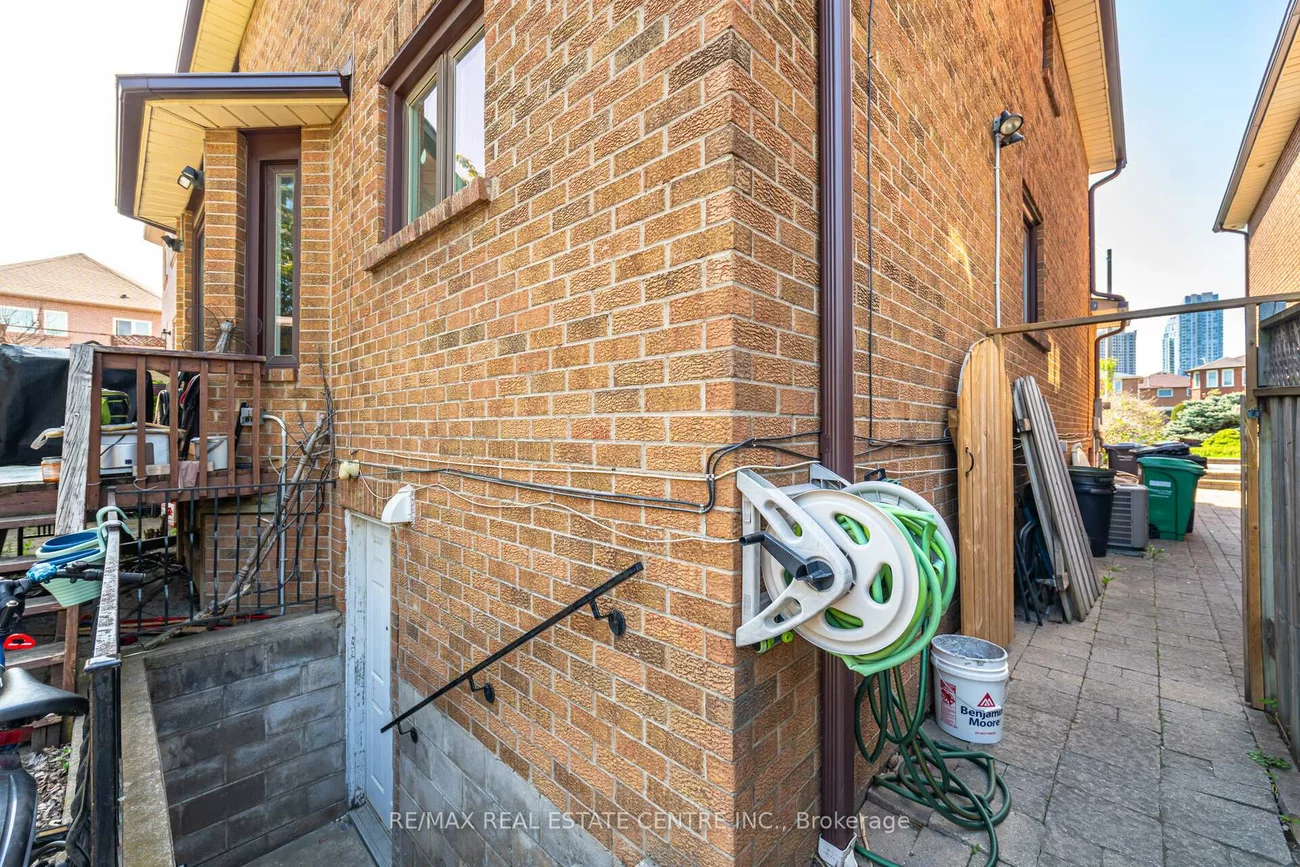 262, Boxmoor, Fairview, Mississauga