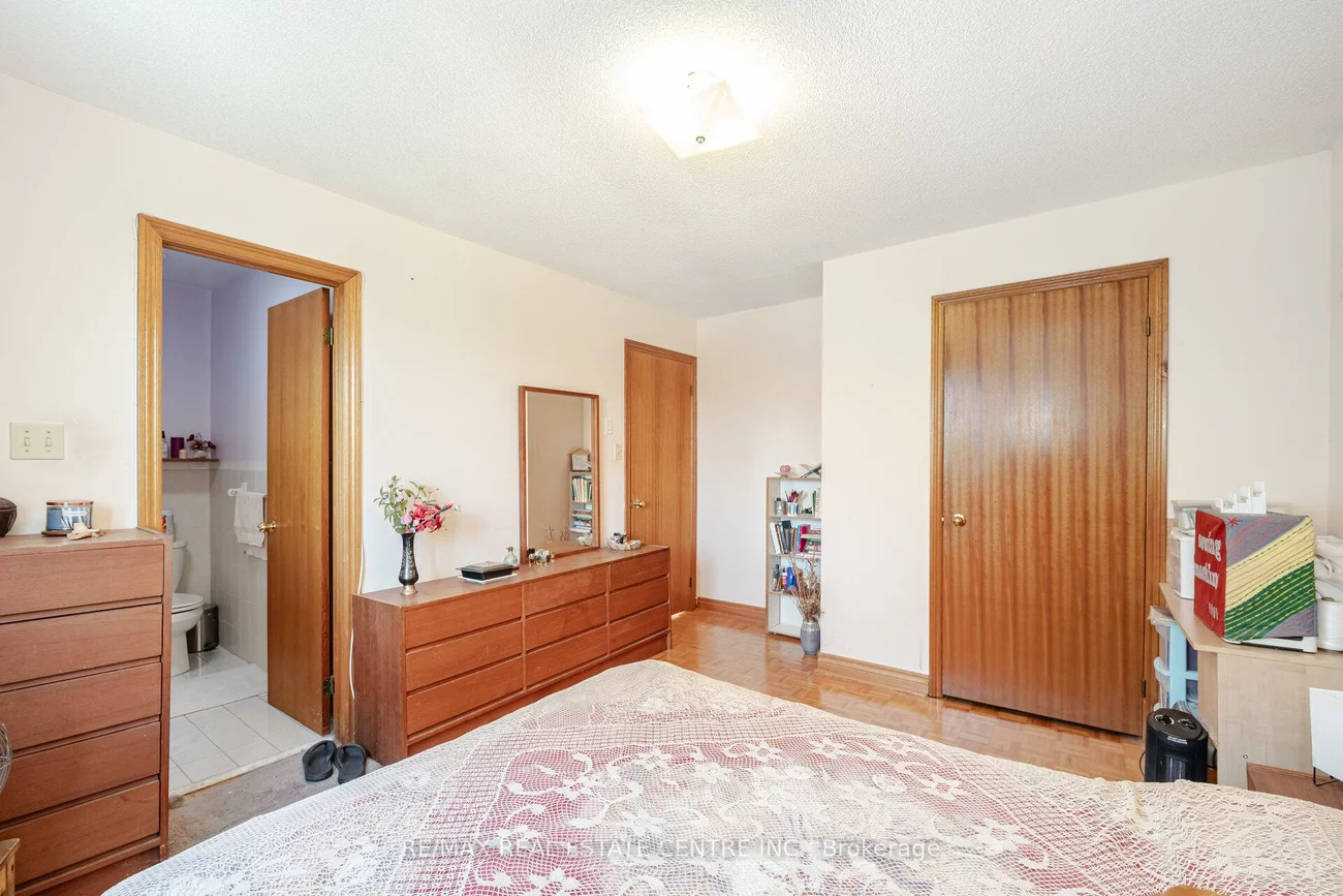 262, Boxmoor, Fairview, Mississauga