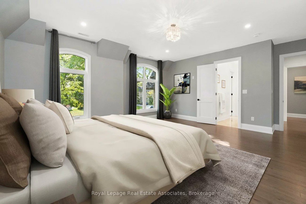 1285, Mineola, Mineola, Mississauga