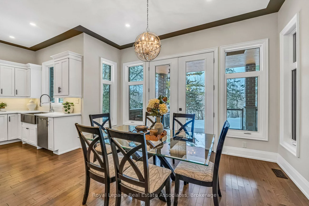 1285, Mineola, Mineola, Mississauga