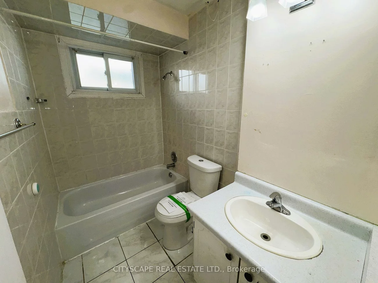 3651, Brandon Gate, Malton, Mississauga