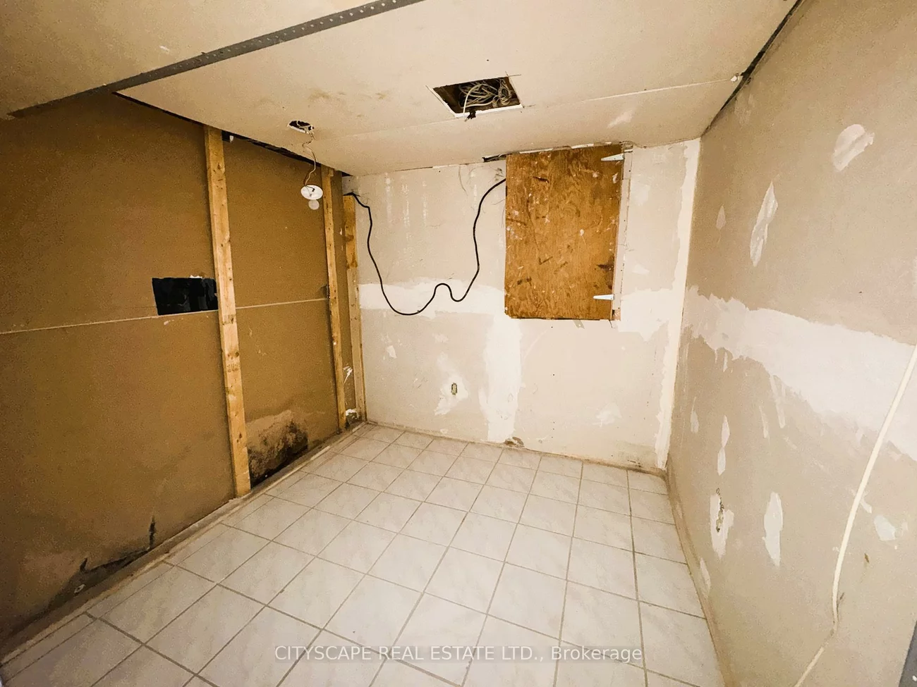 3651, Brandon Gate, Malton, Mississauga