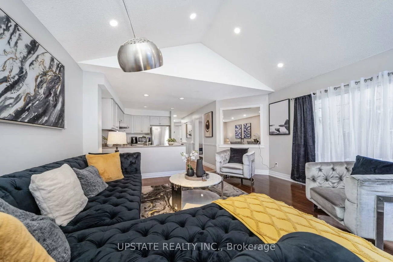 7311, Black Walnut, Lisgar, Mississauga