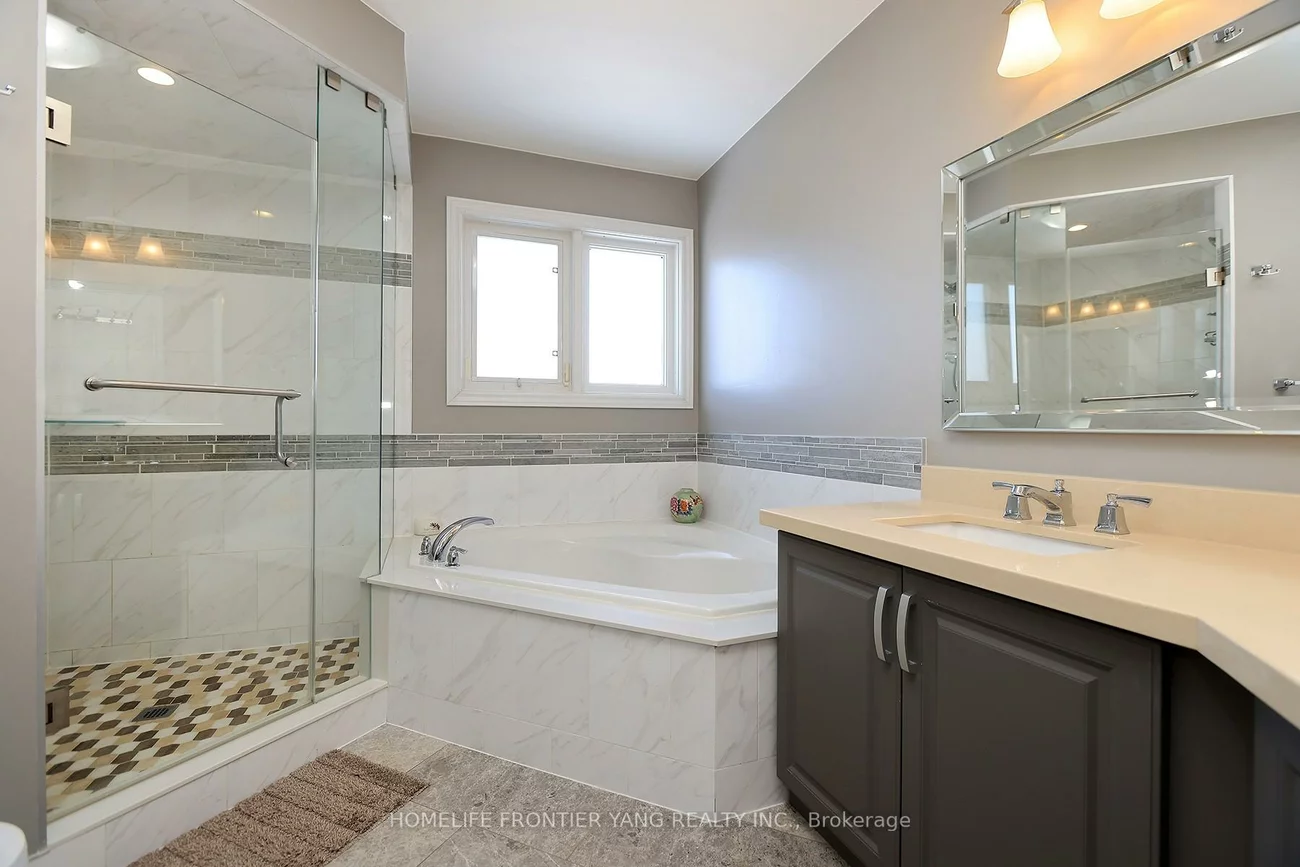 3213, Escada, Churchill Meadows, Mississauga