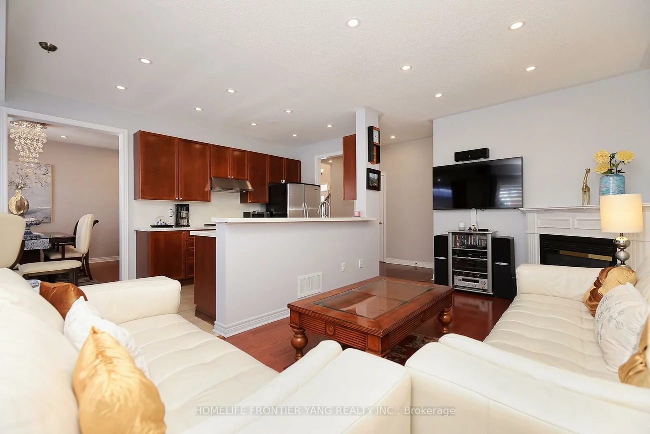 3213, Escada, Churchill Meadows, Mississauga