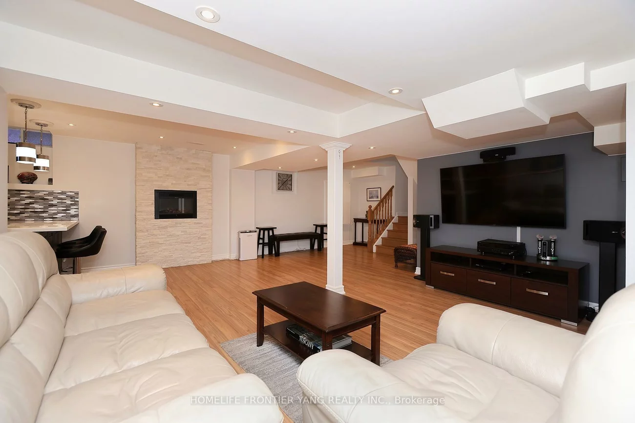 3213, Escada, Churchill Meadows, Mississauga