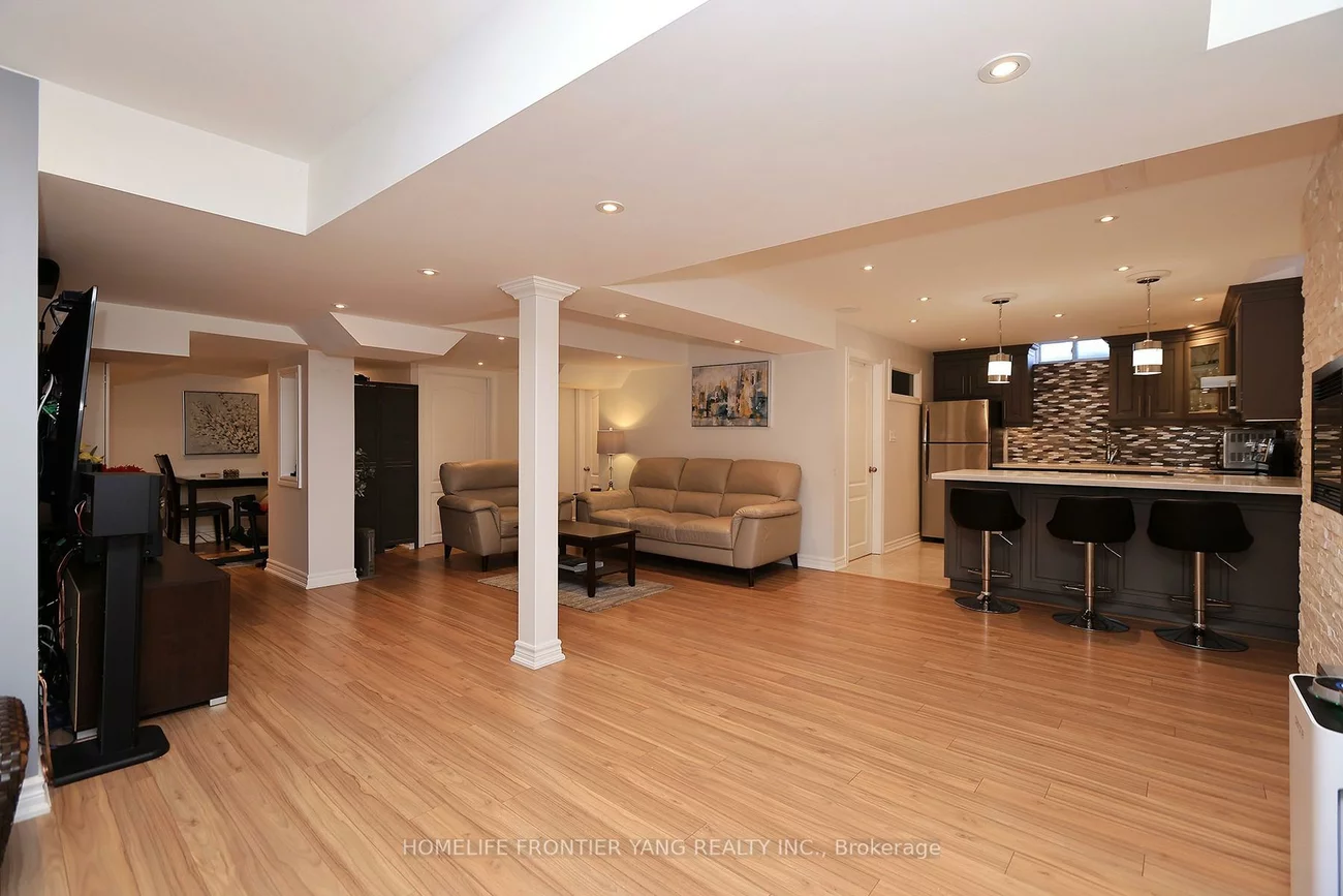 3213, Escada, Churchill Meadows, Mississauga