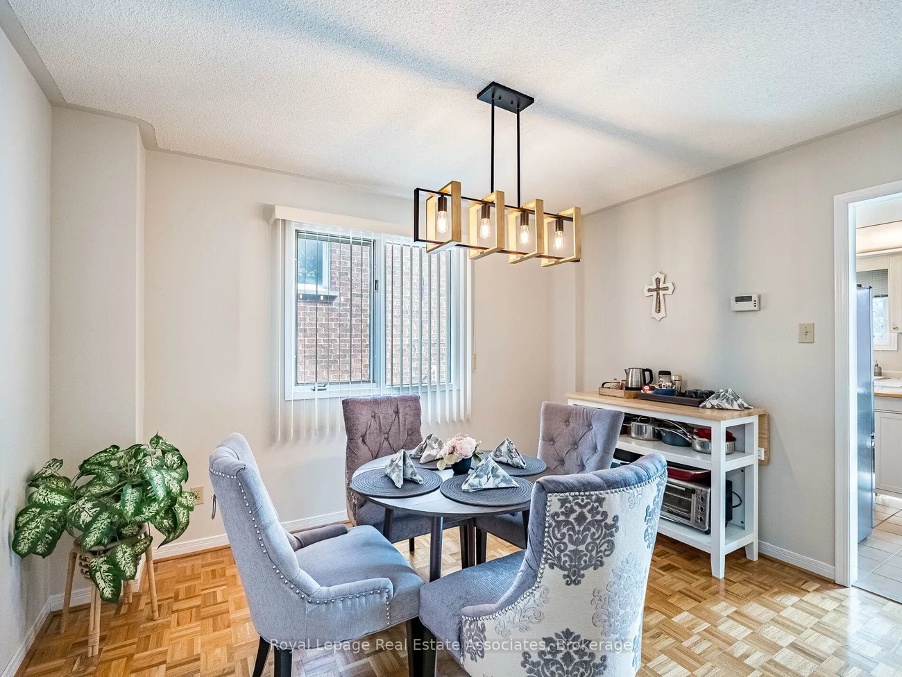 6033, Duford, East Credit, Mississauga