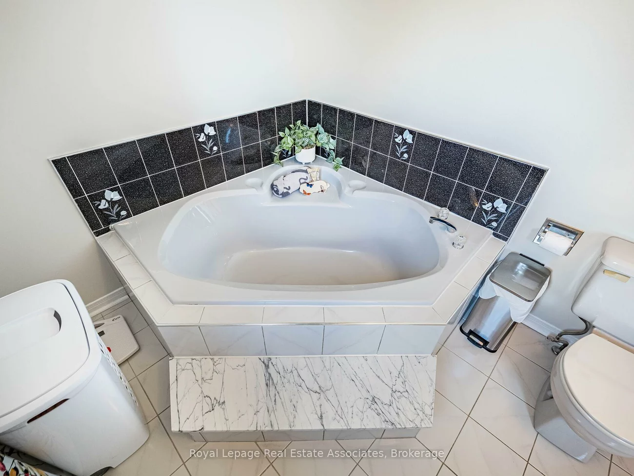 6033, Duford, East Credit, Mississauga