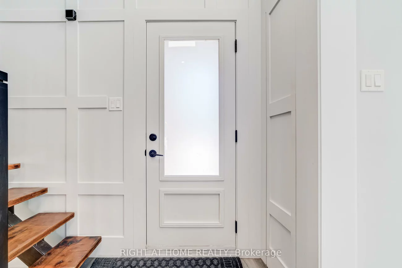 4212, Credit Pointe, East Credit, Mississauga