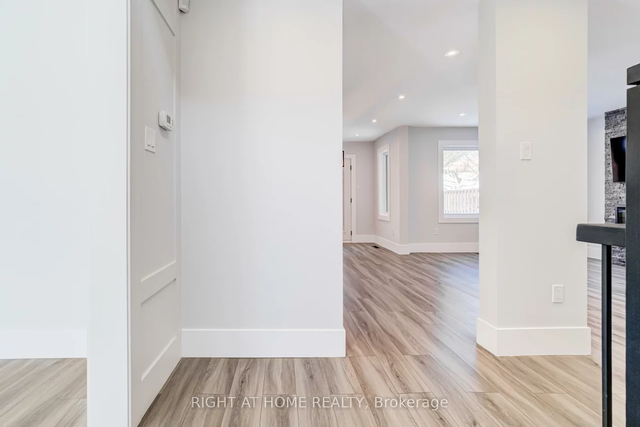 4212, Credit Pointe, East Credit, Mississauga