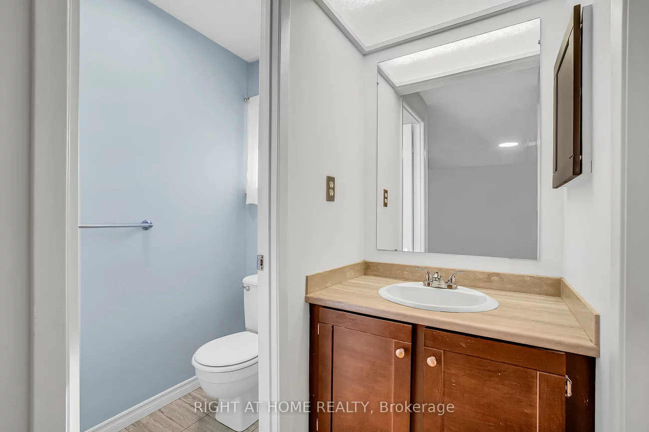 6842, Avila, Meadowvale, Mississauga