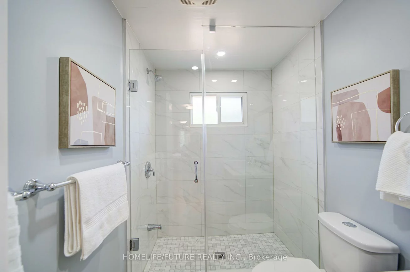 718, Eaglemount, Erindale, Mississauga