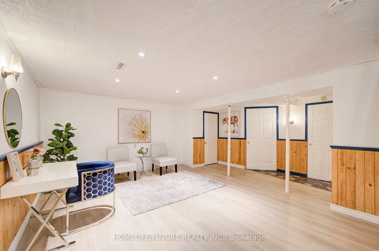 718, Eaglemount, Erindale, Mississauga