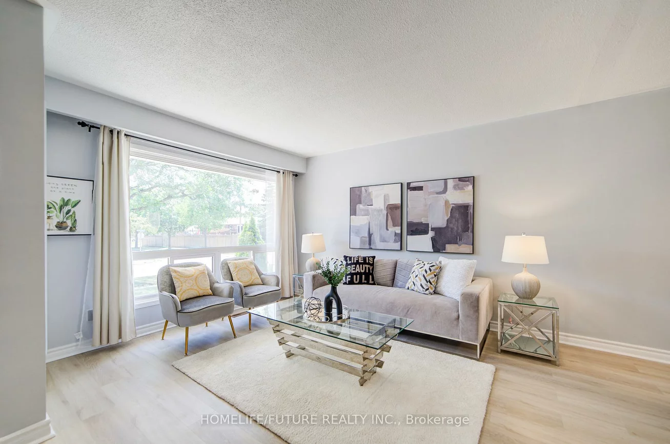 718, Eaglemount, Erindale, Mississauga