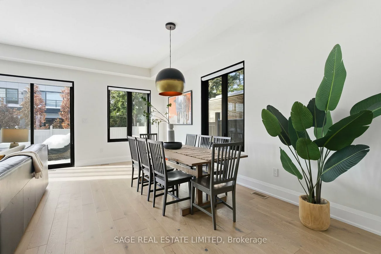 10, Brant, Port Credit, Mississauga